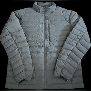 Vuori Steadfast Insulated Full-Zip  Jacket: NWOT